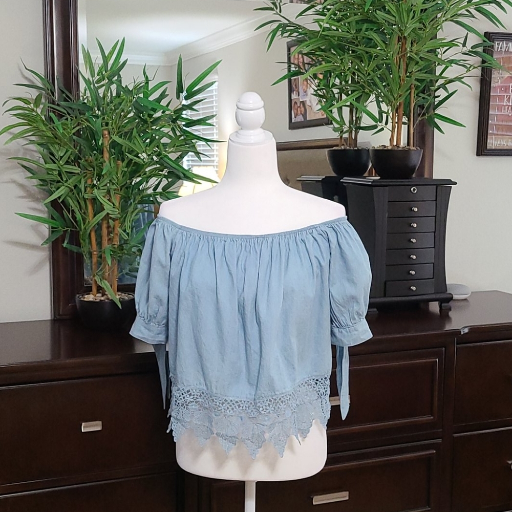 Off Shoulder Top - image 1